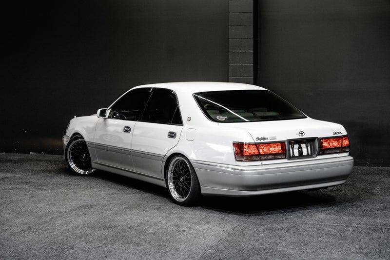2002 Toyota Crown