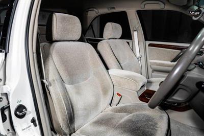 2002 Toyota Crown - Thumbnail