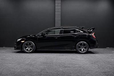 2018 Honda Civic - Thumbnail