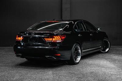 2013 Lexus LS 460 - Thumbnail