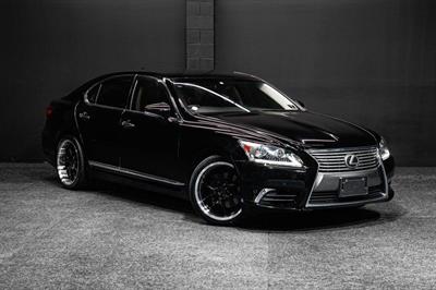 2013 Lexus LS 460 - Thumbnail
