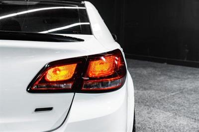 2018 Holden Commodore - Thumbnail