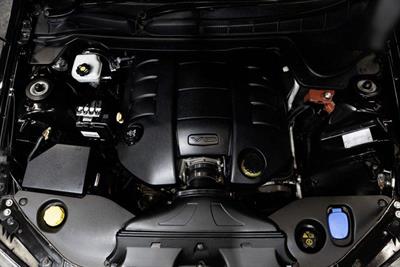 2010 Holden Commodore - Thumbnail