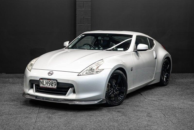 2010 Nissan Fairlady