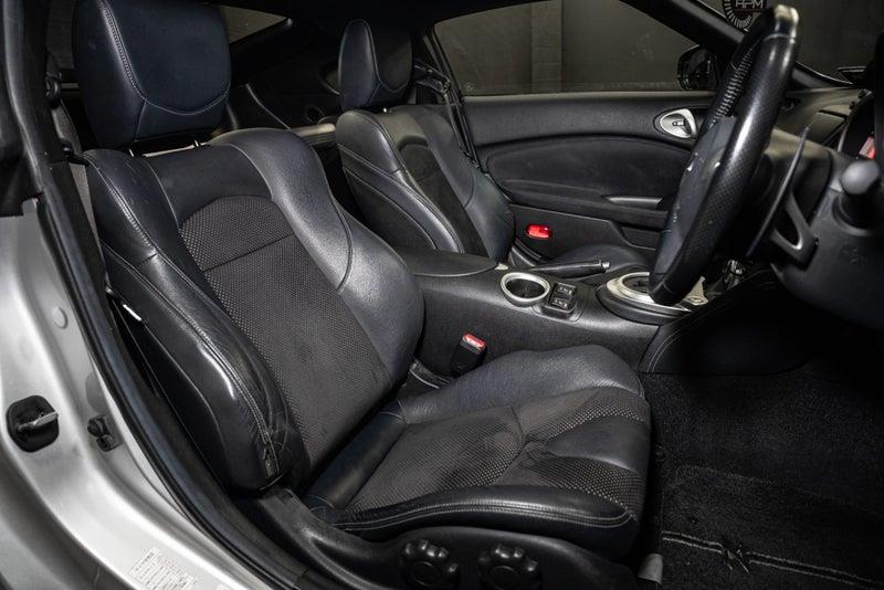 2010 Nissan Fairlady