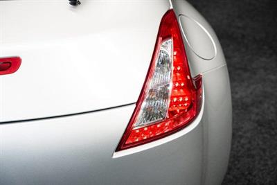 2010 Nissan Fairlady - Thumbnail