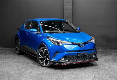 2017 Toyota C-HR - Thumbnail