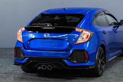 2017 Honda Civic - Thumbnail