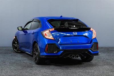 2017 Honda Civic - Thumbnail