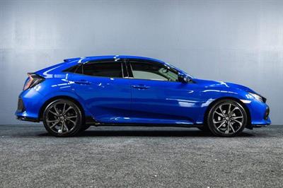 2017 Honda Civic - Thumbnail