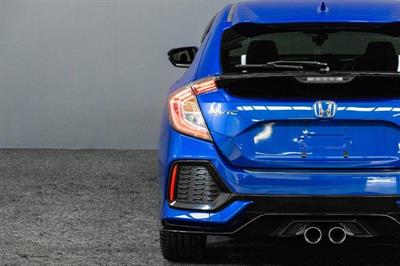 2017 Honda Civic - Thumbnail