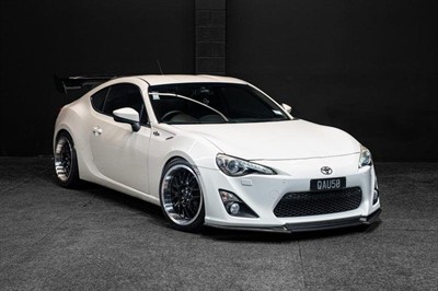 2013 Toyota 86 - Thumbnail