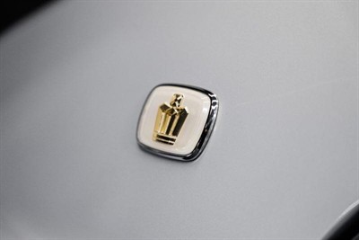 2005 Toyota Crown - Thumbnail