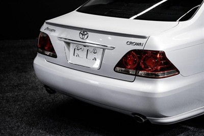 2005 Toyota Crown - Thumbnail
