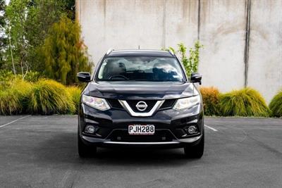 2014 Nissan X-TRAIL - Thumbnail