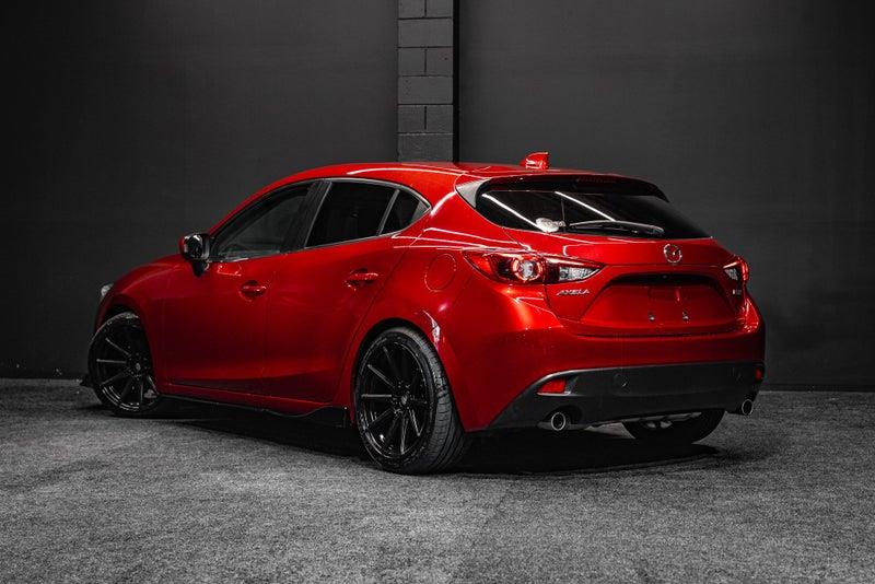 2014 Mazda Axela