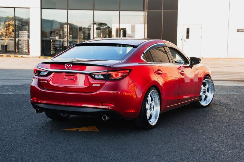 2016 Mazda Atenza