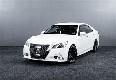 2013 Toyota Crown