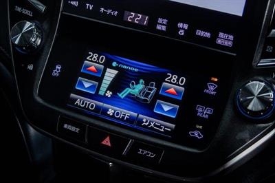 2013 Toyota Crown - Thumbnail
