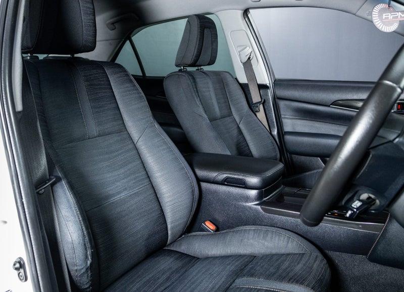 2013 Toyota Crown