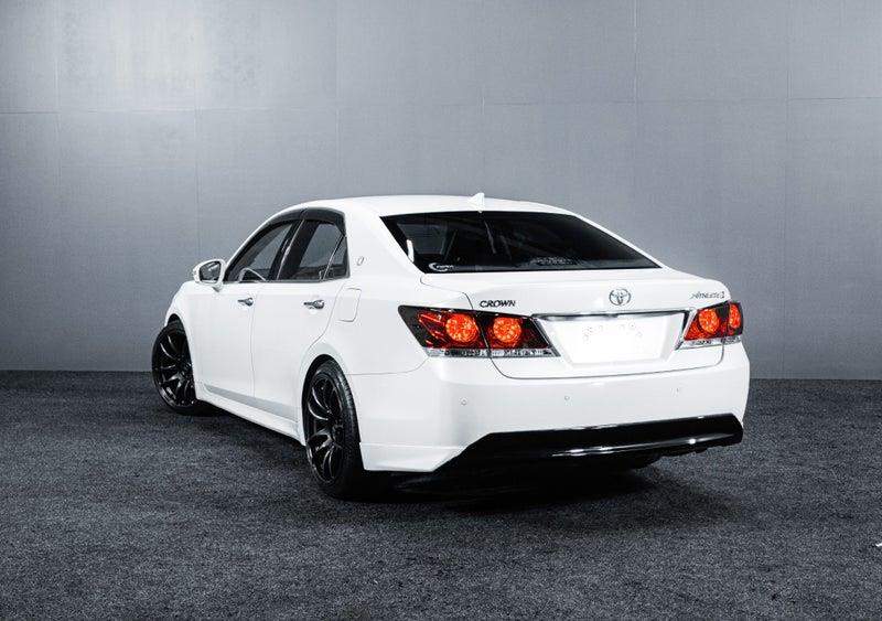 2013 Toyota Crown