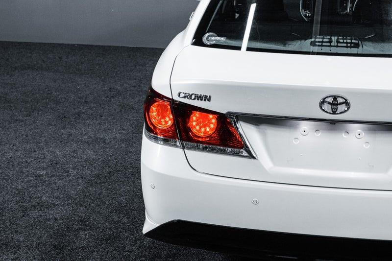 2013 Toyota Crown