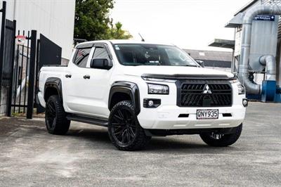 2024 Mitsubishi Triton - Thumbnail