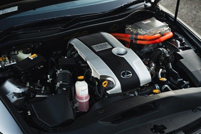 2013 Lexus IS 300h - Thumbnail