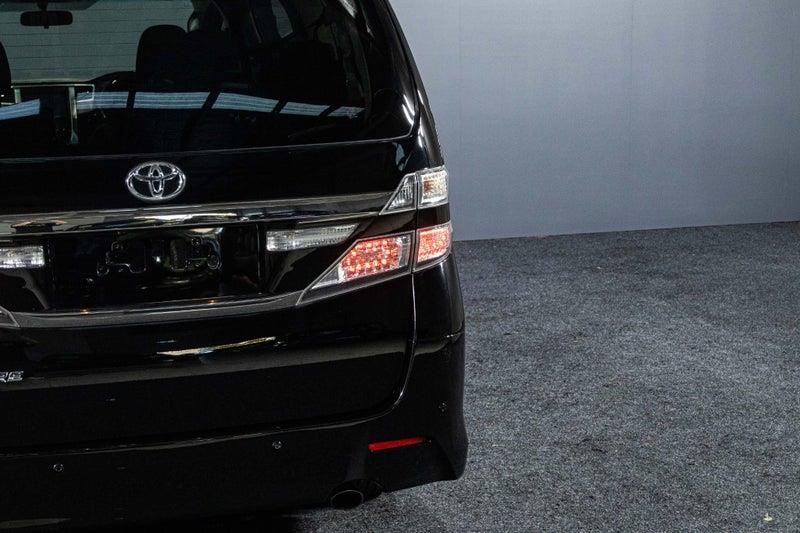 2012 Toyota Vellfire