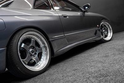 1991 Nissan Skyline - Thumbnail