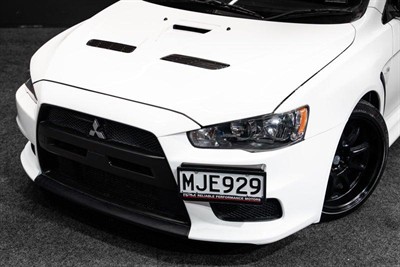 2012 Mitsubishi Lancer - Thumbnail