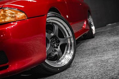 1992 Nissan Skyline - Thumbnail