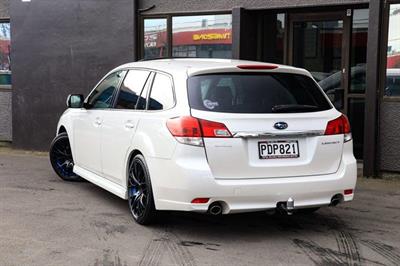 2010 Subaru Legacy - Thumbnail