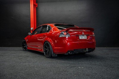 2010 Holden Commodore - Thumbnail