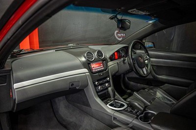 2010 Holden Commodore - Thumbnail