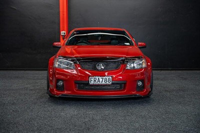 2010 Holden Commodore - Thumbnail
