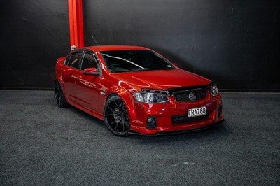 2010 Holden Commodore - Thumbnail
