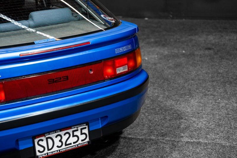 1993 Mazda 323