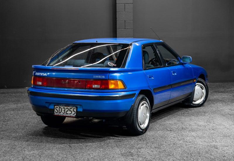 1993 Mazda 323