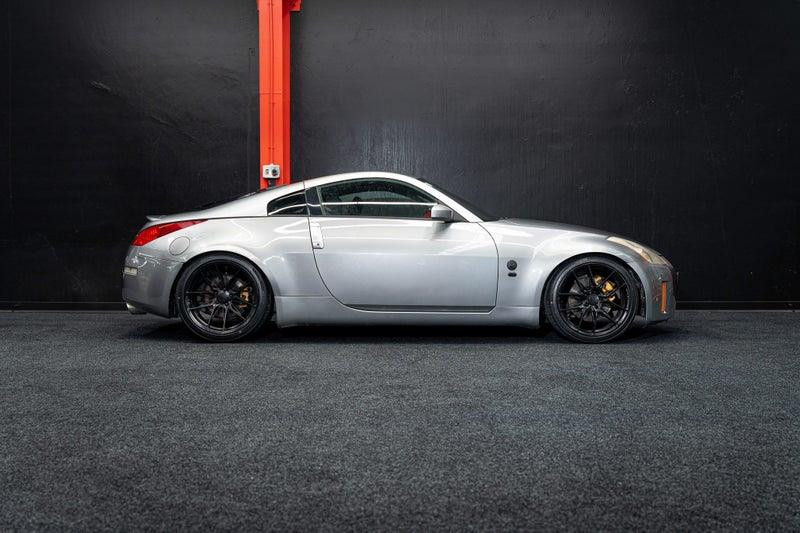 2005 Nissan Fairlady