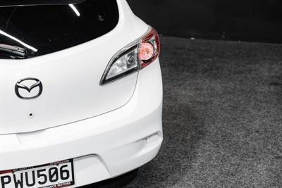 2012 Mazda Axela - Thumbnail
