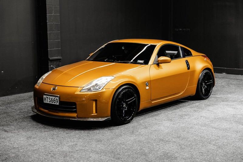 2005 Nissan Fairlady