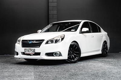 2013 Subaru Legacy - Thumbnail
