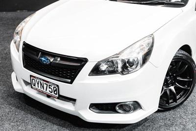 2013 Subaru Legacy - Thumbnail