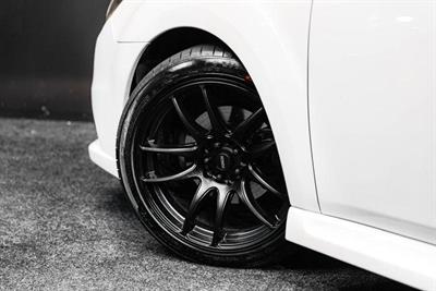 2013 Subaru Legacy - Thumbnail