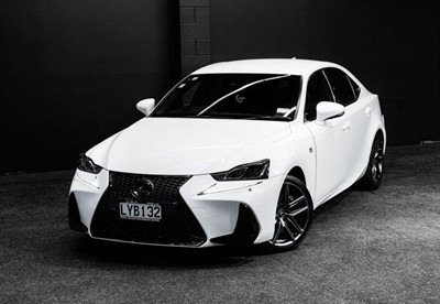 2018 Lexus IS 350 - Thumbnail