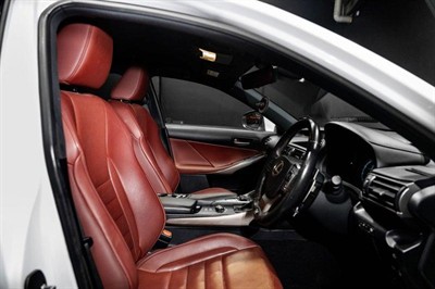 2018 Lexus IS 350 - Thumbnail