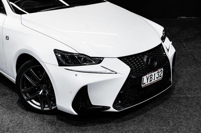 2018 Lexus IS 350 - Thumbnail