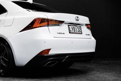 2018 Lexus IS 350 - Thumbnail