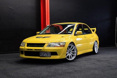 2001 Mitsubishi Lancer - Thumbnail